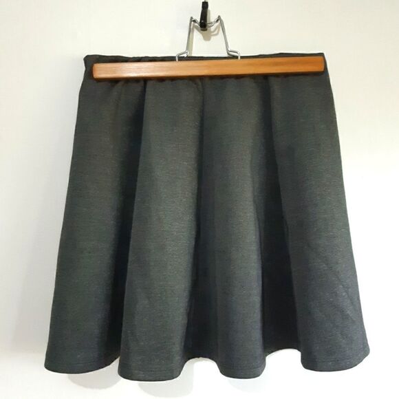 SXSW Grey Circle Skirt  - Picture 3 of 8